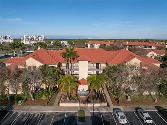 2400 Feather Sound Dr #1335 - Clearwater, FL