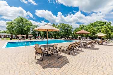 Nieuw Amsterdam Village Apartments - South Amboy, NJ