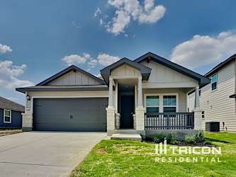 5907 Noah Place - Saint Hedwig, TX