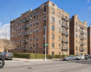 157-11 Sanford Ave #C10 - Queens, NY