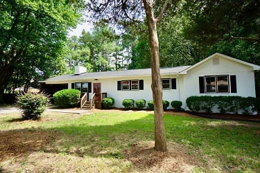 8104 Falls of Neuse Rd - Raleigh, NC