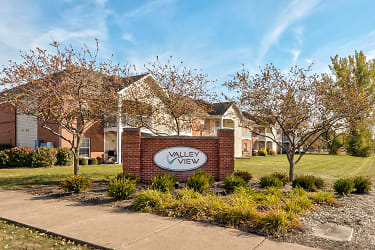 Valley View Apartments - Moline, IL
