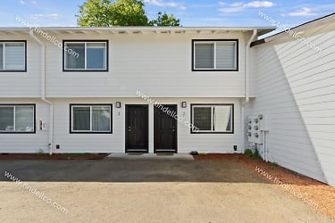 8019 SW 35th Ave - Portland, OR