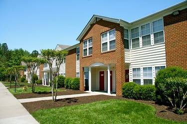Chesterfield Gardens Apartments - Chester, VA
