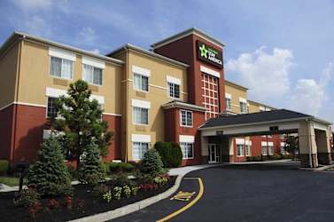 Furnished Studio - Newark - Woodbridge Apartments - Woodbridge, NJ