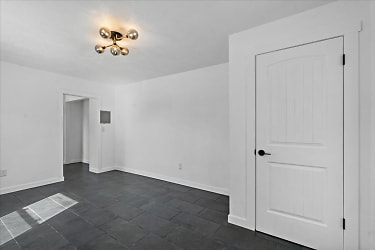 Now Leasing BEAUTIFUL And Unique DOWNTOWN Studios! Apartments - Coeur D Alene, ID