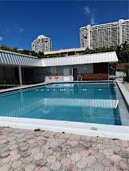 3750 NE 169th St #403 - Sunny Isles Beach, FL