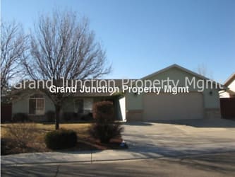 665 Chama Ln - Grand Junction, CO
