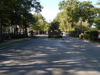 Plantation Oaks Apartments - Walterboro, SC