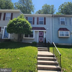 1218 Adeline Way - Capitol Heights, MD