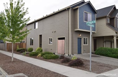 2628 Princeton Pl - Forest Grove, OR