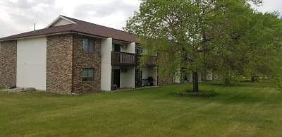 Park Manor & Village Apartments - Devils Lake, ND