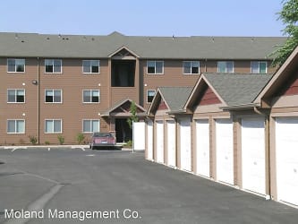 Twin Pines Apartments 12411 E. 8th Ave. - Spokane Valley, WA