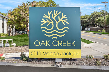 Oak Creek Apartments - San Antonio, TX