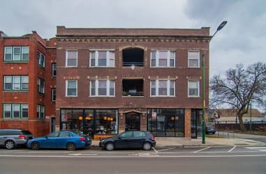 3025 W Diversey Ave - Chicago, IL