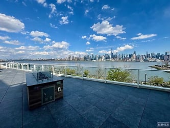 800 Ave at Port Imperial #323 - Weehawken, NJ
