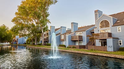 Lantern Cove Apartments - Foster City, CA
