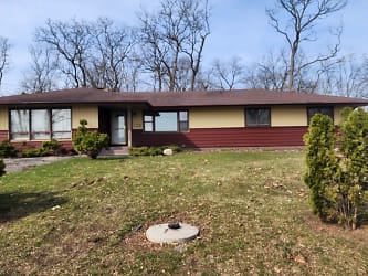6404 Cottage Grove Rd - Madison, WI