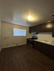 441 S Bridge St unit D - Visalia, CA