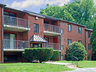Bridgewater Apartments - Brookhaven, PA
