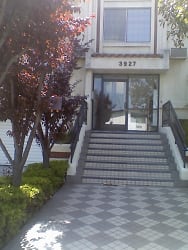3927 Inglewood Blvd - Los Angeles, CA