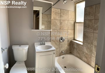 4025 W Melrose St unit 3E - Chicago, IL