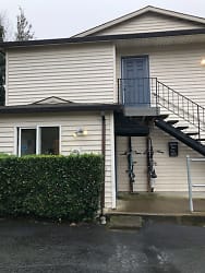 2230 SE Yamhill St Apartments - Portland, OR