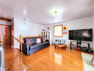 40-50 Utopia Pkwy #2ND - Queens, NY