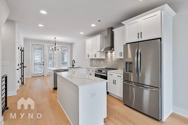 2242 N Graham St Unit 2 - undefined, undefined