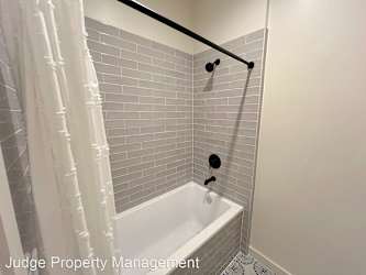 2818 Bee Road Unit#D - Savannah, GA