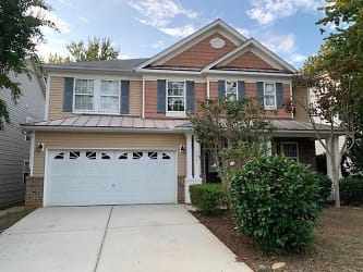 204 Darbytown Pl - Cary, NC