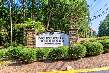 Norcross Crossings Apartments - Norcross, GA