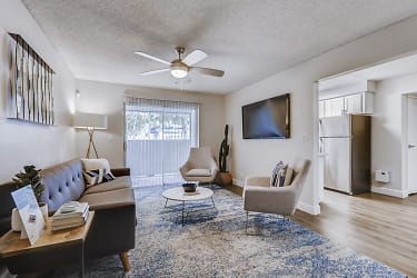 Latitude Apartments And Casitas - Phoenix, AZ