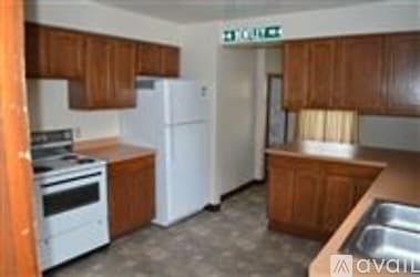 433 Cedar St Unit Apartment 1 - Sault Ste Marie, MI