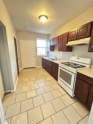 8131 S Maryland Ave unit 8131-3 - Chicago, IL
