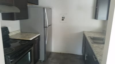 138-154 Woodhill Dr unit 138-06 - Rochester, NY