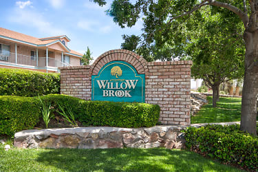 Willow Brook Apartment Homes - Las Cruces, NM
