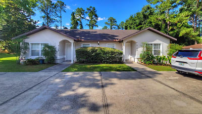 3129 NW 79th Ct - Gainesville, FL