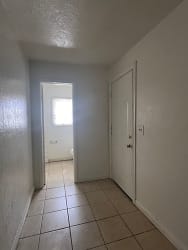 401 Barstow Rd - Barstow, CA