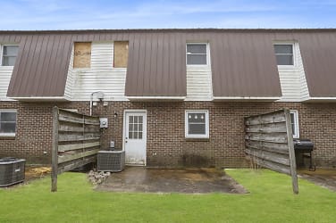 2000 Old Tullahoma Rd unit 27 - Winchester, TN