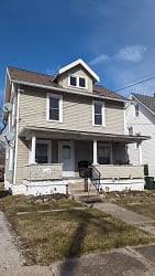 110 Bell Ave - Elyria, OH