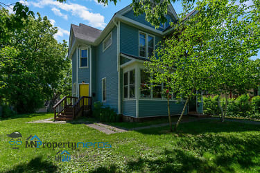1523 N 22nd Ave unit 2 - Minneapolis, MN