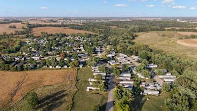 Western Hills Apartments - Coralville, IA