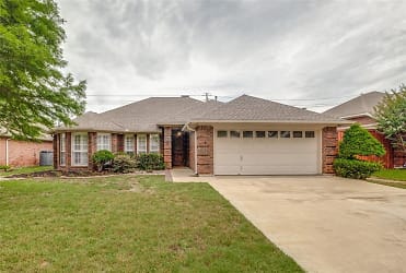 512 Parkview Pl - Coppell, TX