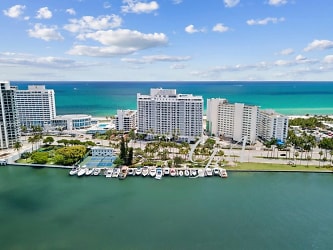 5401 Collins Ave #1111 - Miami Beach, FL