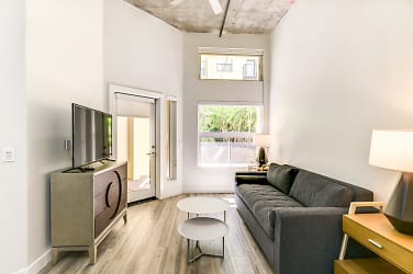 Urbana Apartments - San Diego, CA