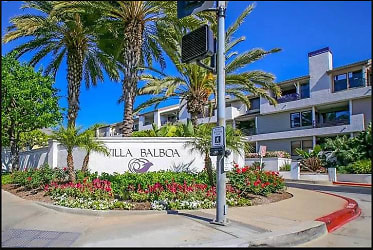 Villa Balboa Entryway