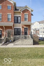 1046 Reserve Way - Indianapolis, IN