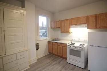 722 Wood St unit Apartment - Pittsburgh, PA