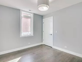 1713 N Clybourn Ave unit 2 - Chicago, IL
